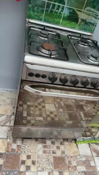 ثلاجة • طباخ • مستعمل شغال