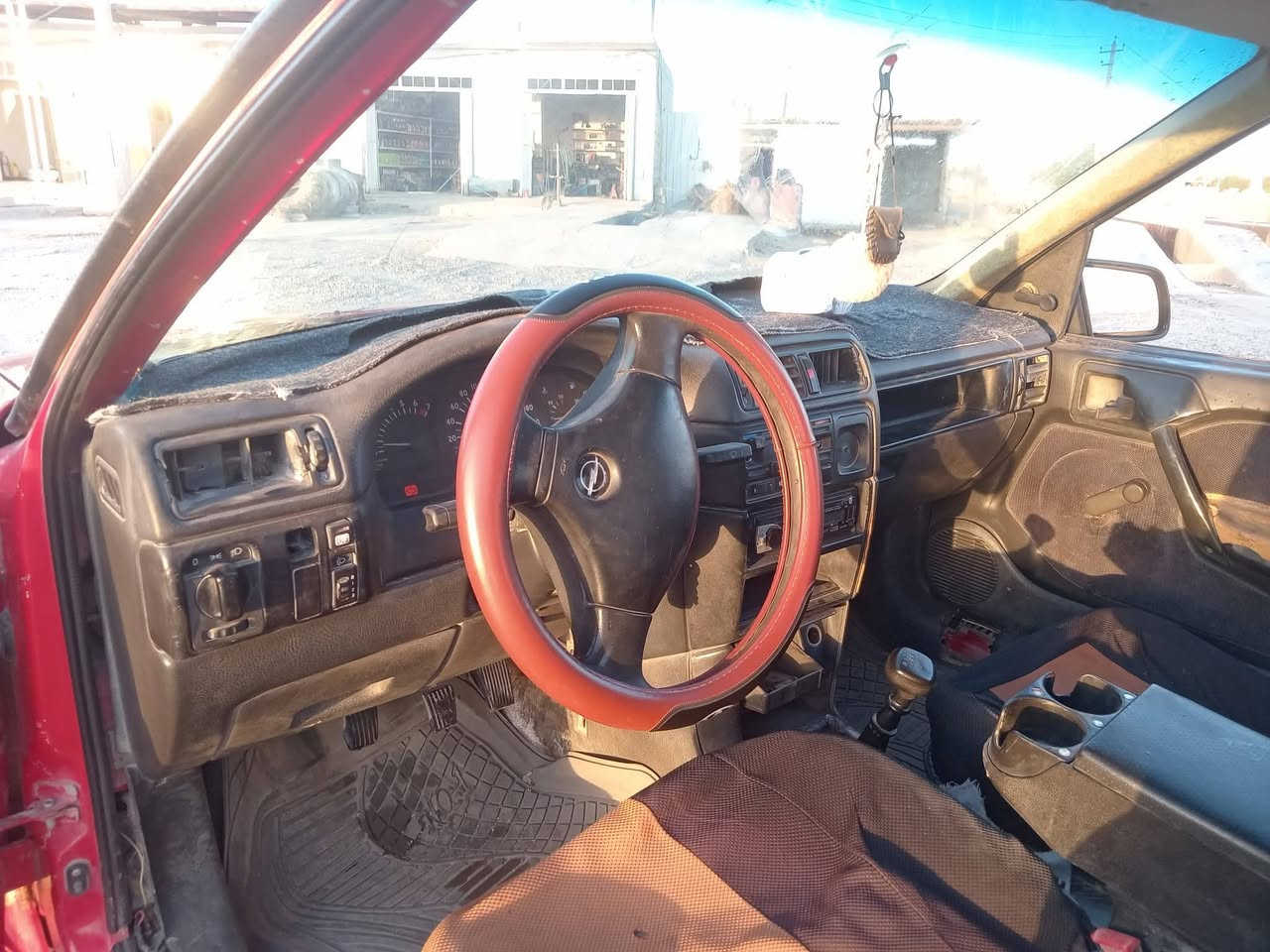 السلام عليكم
اوبل فكتره حجم 18
كابريتر نشاط فول 
موديل 90
سنويه ساقطه مشروع وطني 
سياره بلاديه لا ضربه ولا صبغ 
كير ومحرك وحداديه مكفول 
داخلها عايزه شويه ترتيب
السعر 27وبيها مجال بسيط
مكان السياره سامراء
***********
