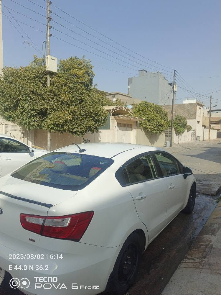 کیا ریۆ مۆدیل ٢٠١٦ مەکینەی ١٦ مەرغوبە مواسەفات سوکان ڤۆلیومە شاشە ئایپاد ئاوێنە ئاوتۆیە Eco یە 4.5پارچەی هەیە و مەکینەو گێرو هەموو شتێکی بە شەرتە سەیارەکە بێ کێشەیە و ماڵی دۆستە  (***********)  نرخیشی(80) وەرەقەیە سێ وەرەقەش خرامەی لەسەرە أربيل, العراق
