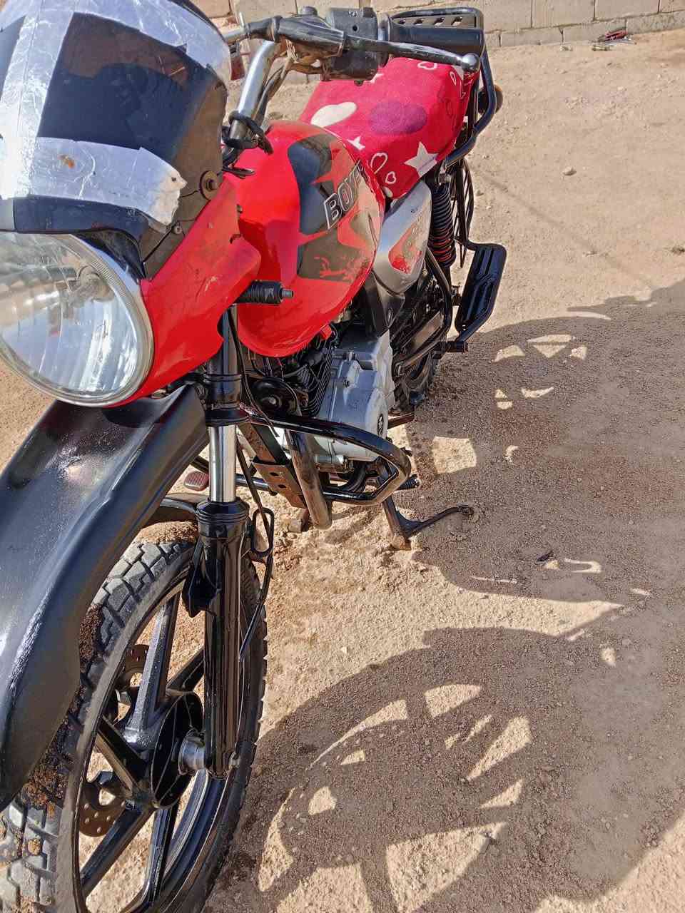 السلام عليكم دراجه  للبيع موديل 21 اوراق وصولي محرك مجفت شراي يتصل ***********
