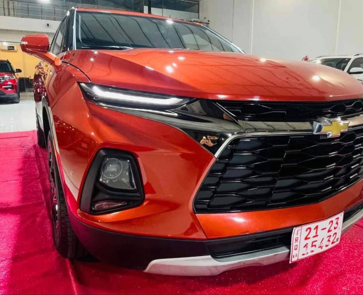 شيفروليه بلايزر 2021 محرك 6سلندر 3600
6 بصمات ابواب و صنوق و تشتغيل 
تشغيل عن بعد
رادار مانع تصادم
رادار جانبي 
تحديد مسار 
حساس خلفي
كاميرا دواره بلاد 
صندوق كهرباء 
بجم كبس بلاد 
كرسي السائق كهرباء
الكشنات الامامية تدفئة
كاربلاي واي فاي بدون كيبل
3 وضعيات قيادة : سبورت -  نورمال - ثلوج
رقم اربيل بأسم شركة وكالة او تحويل حسب رغبة المشتري
فول مواصفات عدا الفتحة 
ماشية 106 تقريباً قابل للزيادة
ويل 18 
حادثها جاملق و باب السائق بدون دواخل مثل ما موضح بالصور  
225 و بيها مجال بسيط 
للاتصال*********** البصرة, العراق
