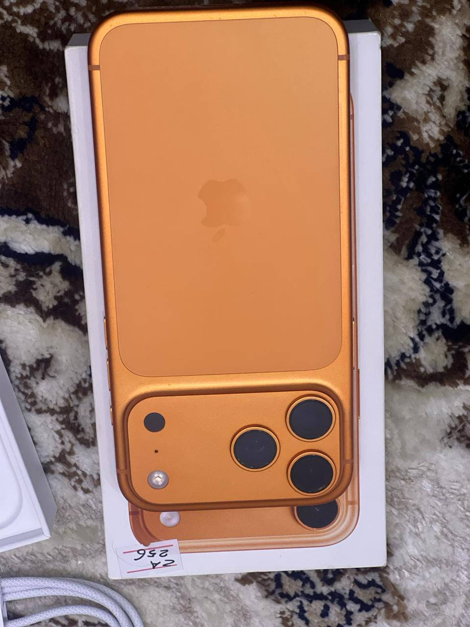 السلام وعليكم ايفون 17برو ماكس جهاز نضيف100/100 ملحقاته كاملة مكاني المشتل السعر 1925 بي مجال بسيط 
***********
