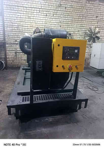 سلام عليكم مولد دايو٦ بستم 
اربيه ما مفتوح بيها برغي 
كهربائيه حمايات كامله 
شرط الحمل لا بخار ولا صرف 
ضمان ما بعد البيع
توليد ٣٠٠كيفي ميكالته
ستندر السعر ٩٠ وبيها مجال لشراي
العنوان ابو غريب الخط السريع مقابل معمل حليب بلادي
***********    ***********
