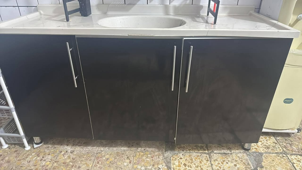 ابيع عنوان بغداد سعرة ٢٥٠
رقم الواتساب ***********
