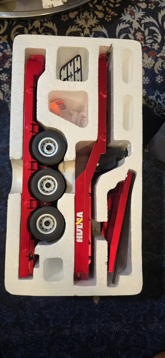 للتواصل وتساب او اتصال
***********
***********
