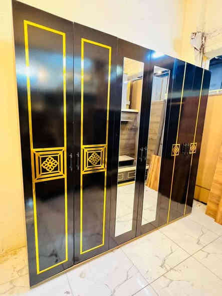 غرفه نوم تركي 🇹🇷🔥
مستخدم كنتور ابواب 
5 قطع نضافة 90 💯 
سعر 500  🚛🧑‍🔧 ***********
