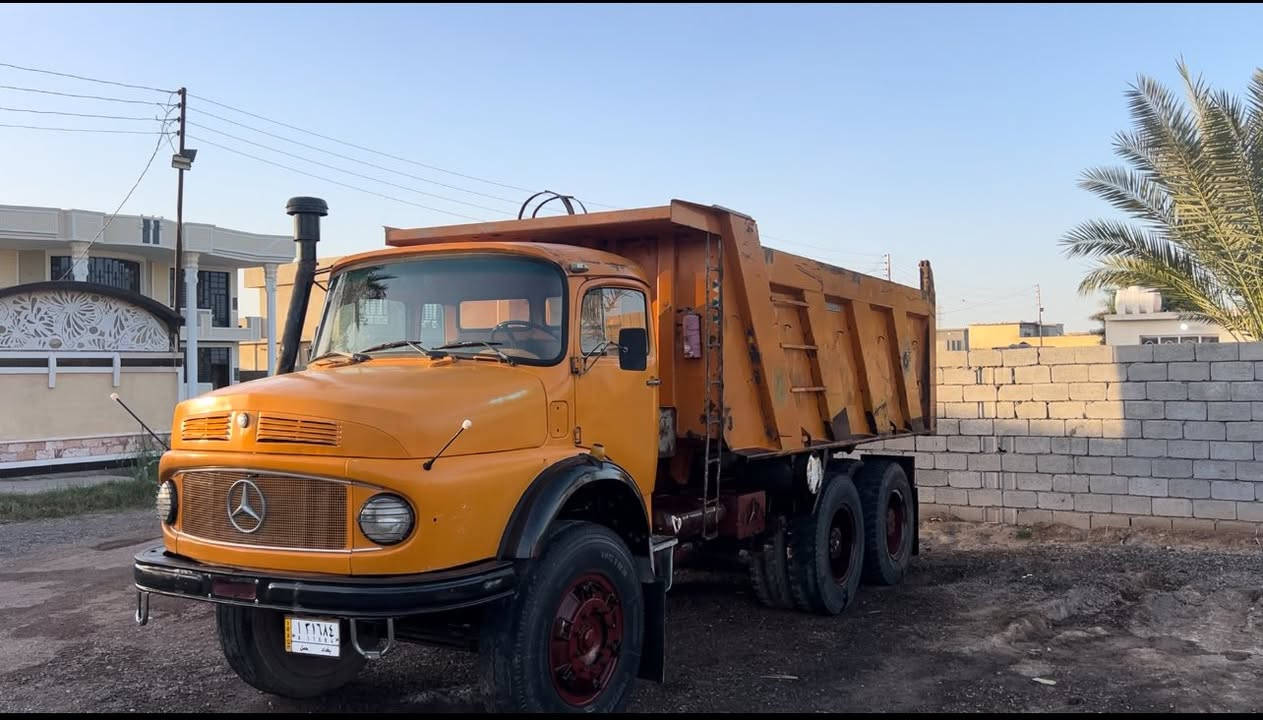 سلام عليكم قجمة موديل 80 بلاديه رقم بغداد شاصي مكفول بدي ألماني كير ومحرك جديد
‭*********** 

***********
