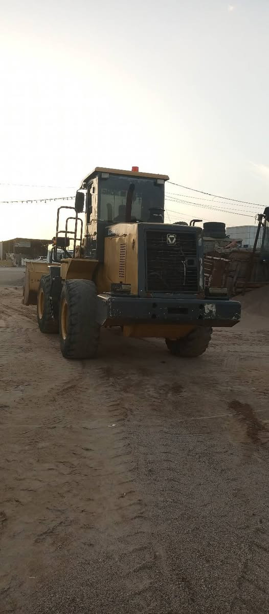 شفل للبيع جاهز الحجم 40 مكلف بالنشر استفسار الرقم***********
