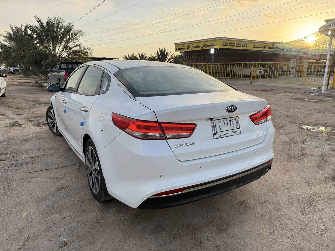 سلام عليكم
البيع أوبتيما موديل 2016 شكل 17 
خليجي مكفوله شركه الدوليه 
محرك 2000 دوش 
بك لايت لد لد امامي 
بردات بلاد 
دواخل صاج 
رقم بغداد
السعر 158 
المكان السماوه مكلف بنشر::  لاستفار ***********/***********
