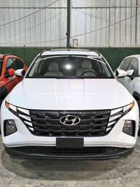 للبيع هيونداي توسان موديل 2024 وارد امريكي ضرر بسيط ------------------...