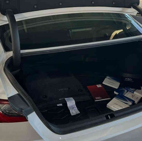 السلام عليكم للبيع او مراوس شعندك دز عل رقم الموجود واتساب 
كامري 2025 هايبرد محرك 2500
LIMITED  اعلى مواصفات بل كامري ياباني اصلي مو صيني
ضمان شركه ساز وعندك تبديلات دهن مجانيه وصيانه كامله مجانيه
ماشيه 10 الف فقط
مرقم بغداد ب اسمي
اعلى مواصفات
خمس كامرات حته بل مرايه كامرا
داتا شو (تعرض العداد عل جامه الاماميه)
بردات خلفيه اصليه كهرباء
بردات جانبيه اصليه
اربع كشنات كهرباء
سترين كهرباء 
شفتات ستيرن
تحكم شاشه خلفي
لايت اربع عدسات زينون
لدات امامي خلفي
رادارات محيطيه
بانوراما 
باقي المواصفات معروفه اعلى مواصفات ماكو فوكاها
العنوان بغداد حي الجهاد
لل استفسار ***********
