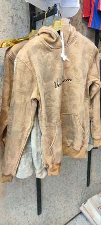 هوديات • قياس XL • توصيل مجاني