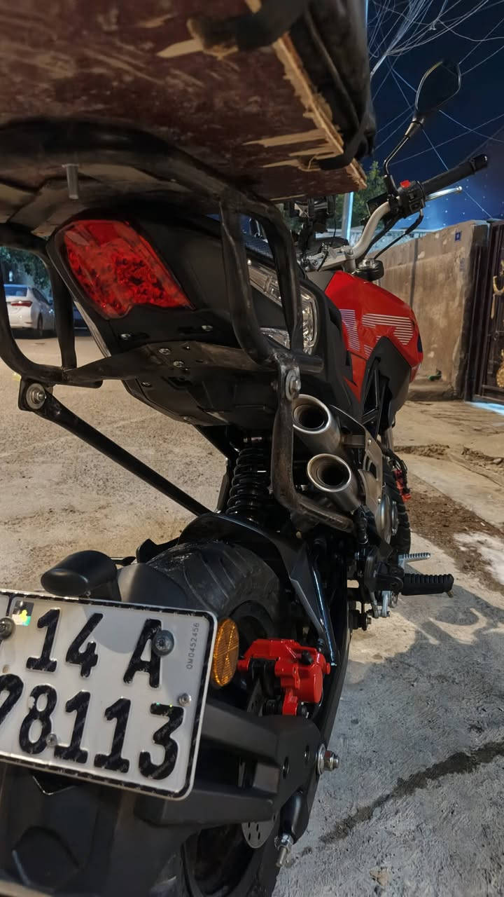 بنلي 135 TNT موديل 25 طالعه من الشركة
ماشيه 7 الاف
اي نقص مابيها الدراجة على ايدي برغي مامفتوح بيها من طلعت من الشركه (نقص فقط جاملغ امامي) 

الرقم بصرة التحويل بغداد البيع شرط التحويل مباشرةً

مكاني بغداد تقاطع درويش رقمي ***********

السعر/2و600 
متواجد خاص
