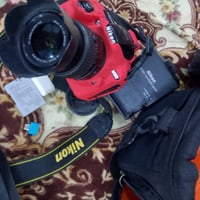 كامره نيكون • حجمه ٣٠٠ • للبيع