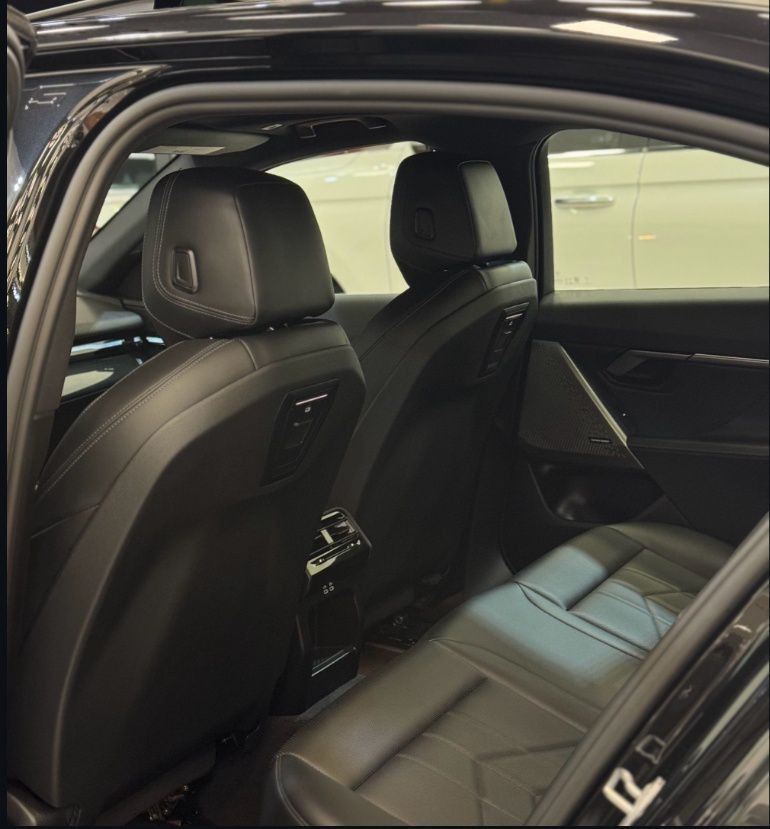 BMW 530i LUXURY LINE 2025 
Engine:V4 2.0L 🔥
ژمارە کاتی 
29 هزار مایل روشتووە 
کلین تایتل// بێ بویاغ 💎 
وارد ئەمریکی 🇺🇸 
Luxury Line 
5 کامیرە ,  داتاشو , حەساس , رادار
 , سلایت , سماعة Harman kardon 
💰نرخی 448 وەرقە 
📍شوێن هەولێر 
~~~~~~~~~~~
0751-2004-377
0772-818-6453
~~~~~~~~~~~
BMW 530i LUXURY LINE 2025
Engine:V4 2.0L 🔥
رقم کاتي 
ماشي 29 الف
کلین تایتل// بدون صبغ 💎 
وارد امریکي 🇺🇸 
Luxury Line 
5کامیرات , داتاشو , رادار , حساس, سلایت , سماعة HARMAN KARDON 
💰سعر 448 ورقە 
📍مکان سیارة اربیل أربيل, العراق


**إذا كنت صاحب هذا الإعلان وتريد حذفه لأي سبب، رجاءا أرسل رسالة إلى الدعم الفني**