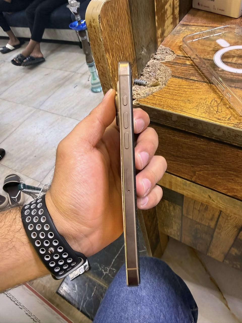 سلام عليكم 16برو ماكس مبدل شاشه وضهر بي هاذ فطر زغير مبين بل كلاص مالته بطاريه 93دخل ضمان مكاني بغداد الشعب بصمه شغاله جهاز حلو سعره 750بي مجال سعر 13تره مكاني بغداد الشعب 
***********
