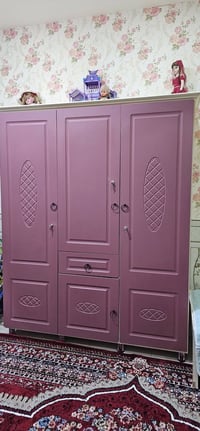 للبيع ٣ ابواب وسرير نفر واحد وميز تواليت تعليق عمل نجارة مو جاهزة MDF ...