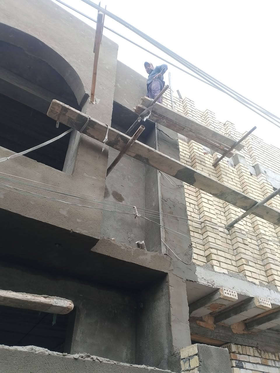 خلفه متفرغ حاليا لبخ سمنت ناعم خشن تصفير مساطر نثر تقليف لواجهات بلحجر كوبلنان طلس وصبغ كافت انواع الواجبات شقل درجه اولى ***********
