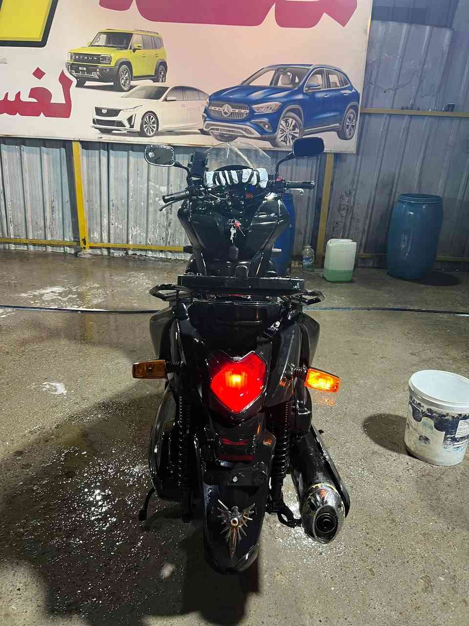 سـلام عليكم شباب شونكم
دراجه هوندا فاز دراجه مال بيت شغل كفيلك الله تجي تفحص وجيب الف فيتر وياك اذا بيه شيء دراجه حلوه ونضيفه دراجه شلعه معدل اقل شي 130 محرك 250c ستاند حساس كهربائي  كلشي شغال بيهه الدراجه تجي تنكر سوجيج واطلع  وشرط انطيك بيهه طرح اتروح الكربلاء وترجعلي شرط دراجه اني منزله رمبهه ب ٢٨ ورقه وهسه عارضهه بيع او مراوس  سعر البيع ١٥٥٠ واتساب *********** راسلني وبخدمتك بيهه مجال + مراوس بشي نضيف بطح ايشي حلو مرتب مثل دراجتي

