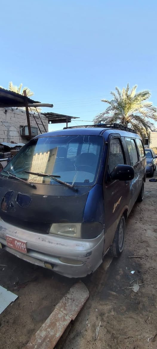 السلام عليكم 
كيه بريجيو للبيع رقم صدامي مانعرف راعيها
السعر 17 ورقه...
مكلف بلنشر
رقم راعيهه *********** البصرة, العراق
