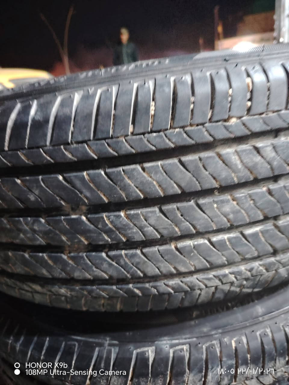 السلام عليكم
ويل كامري موديل ٢٣
اصلي مع تايرات حجم ١٦
السعر ٤٥٠ الف وبي مجال
رقم الهاتف *********** لا اتواجد على الفيس
