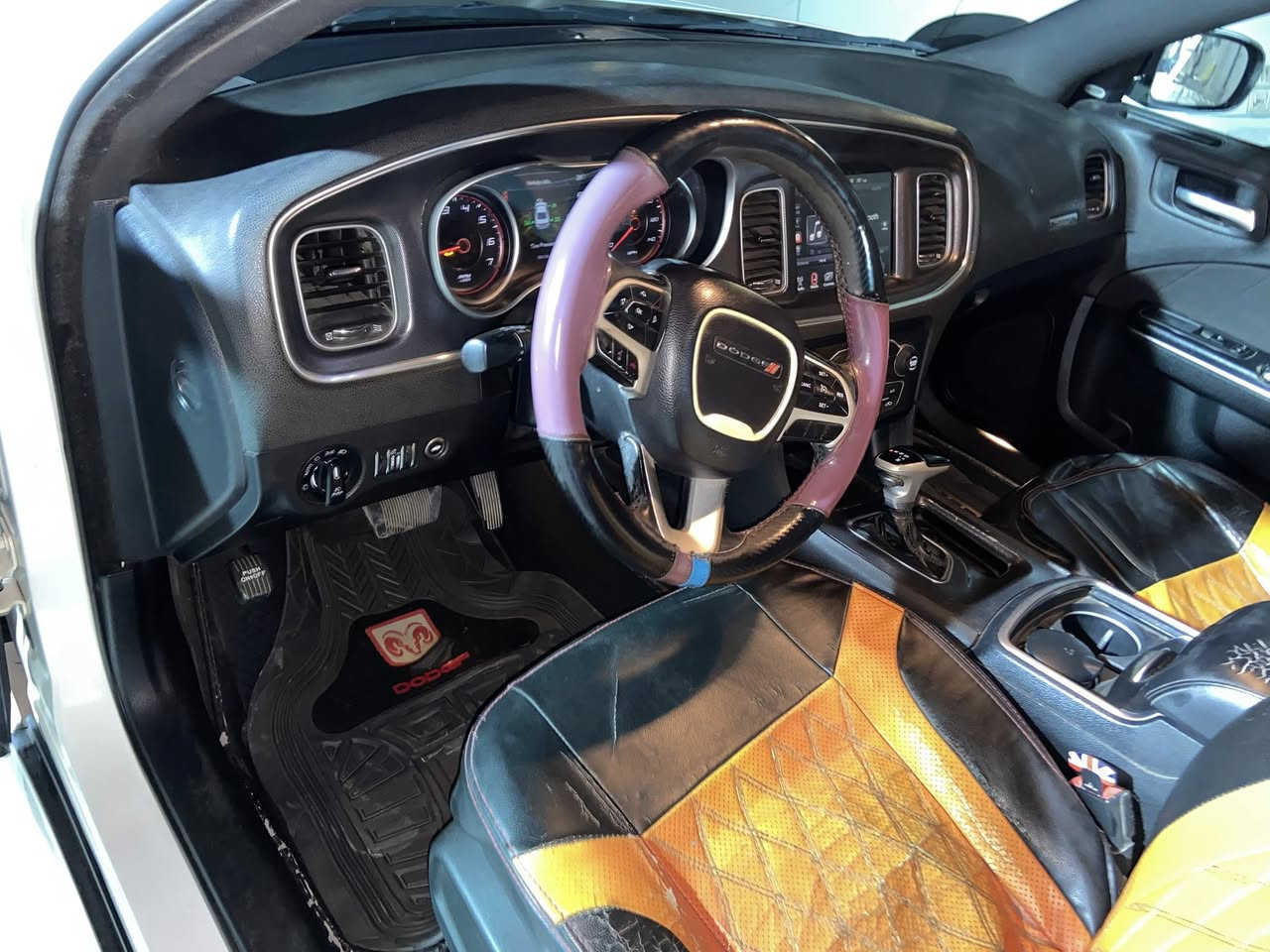 جارجر 2016 سياره مكفولهSRTلسياره ما متعوبه مكاني بصره ابو الخصيب لسعر 215رقم ***********
