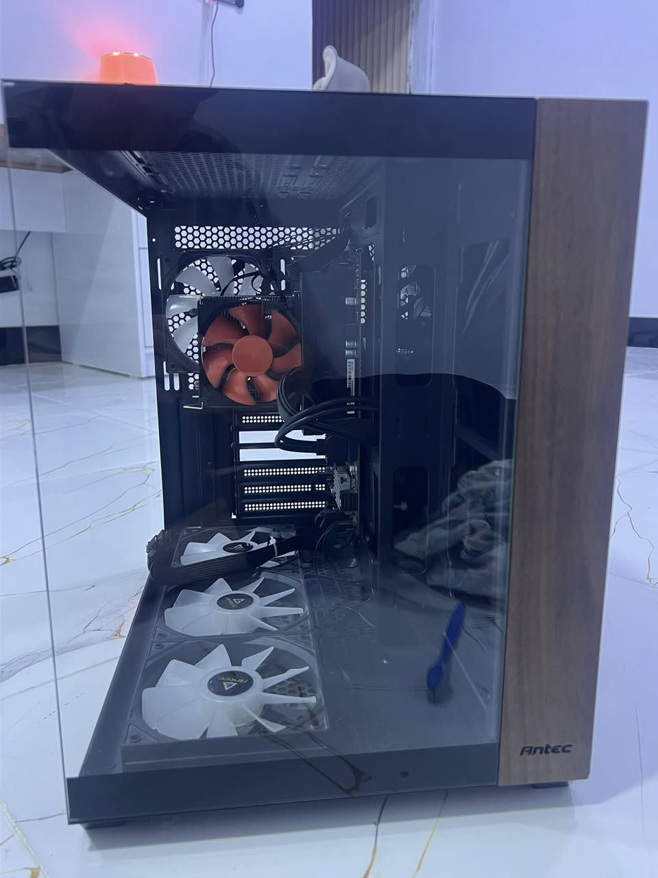 حاسبه بدون كرت شاشه
Cpu:AMD ryzen 5 5600 
Ram: 2*8 16 3200mhz kills 
MB:b450 m A pro II msi 
M.2 :Ne-2280 nvme 512g جديد
Ssd:markvision sata 120gb 
Hdd: hitachi 512gb 
Ps: thermalright 750watt gold 80+جديد   
Case:antec cx800 4fan جديد
Cooler:air cooler  2fan 90ml
والباقي مستعمل جدا خفيف والسبب بيع خرب كرت الشاشه وجربت اخلي كرت صديقي اشتغلت  تنطي صوره خليت كرتي ما تنطي المهم من رخصه الادمن انطي سعرك ولا تخسف ماكني البصره


**إذا كنت صاحب هذا الإعلان وتريد حذفه لأي سبب، رجاءا أرسل رسالة إلى الدعم الفني**