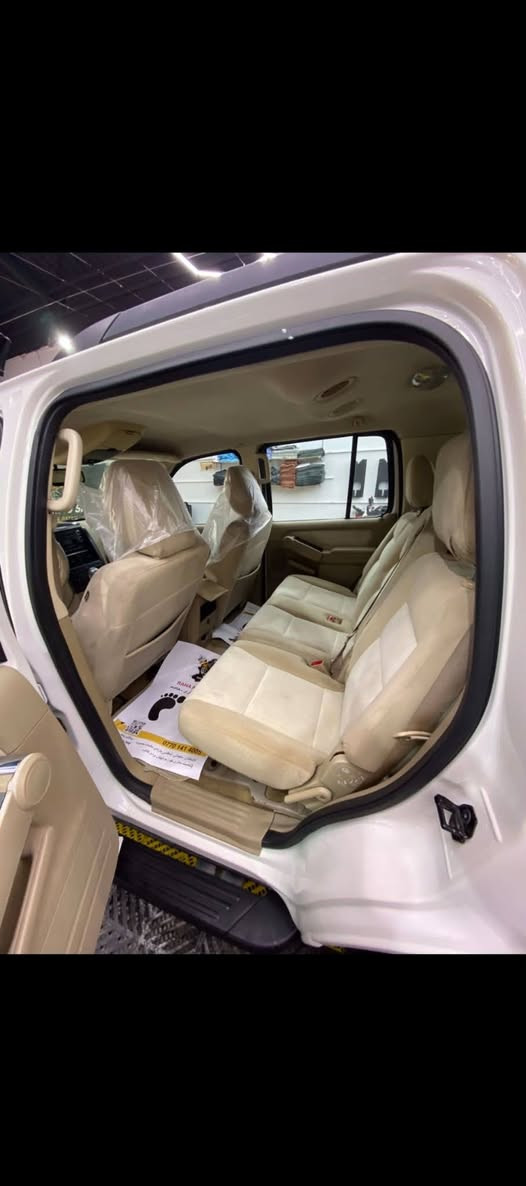 Ford explorer 2010 
-خلیجی (سفری ئێرەیە)
-٣ ڕیز کوشن
-تەحدید سورعە
-لە 2013 وە لای خۆمان بووە
-٤ تایەی تازەی لە ژێرە
-گێر و مەکینە و تەبرید بە شەرت
نرخی ١.٨ گەڵا  و مەجالێکی برایانە السليمانية, العراق


**إذا كنت صاحب هذا الإعلان وتريد حذفه لأي سبب، رجاءا أرسل رسالة إلى الدعم الفني**