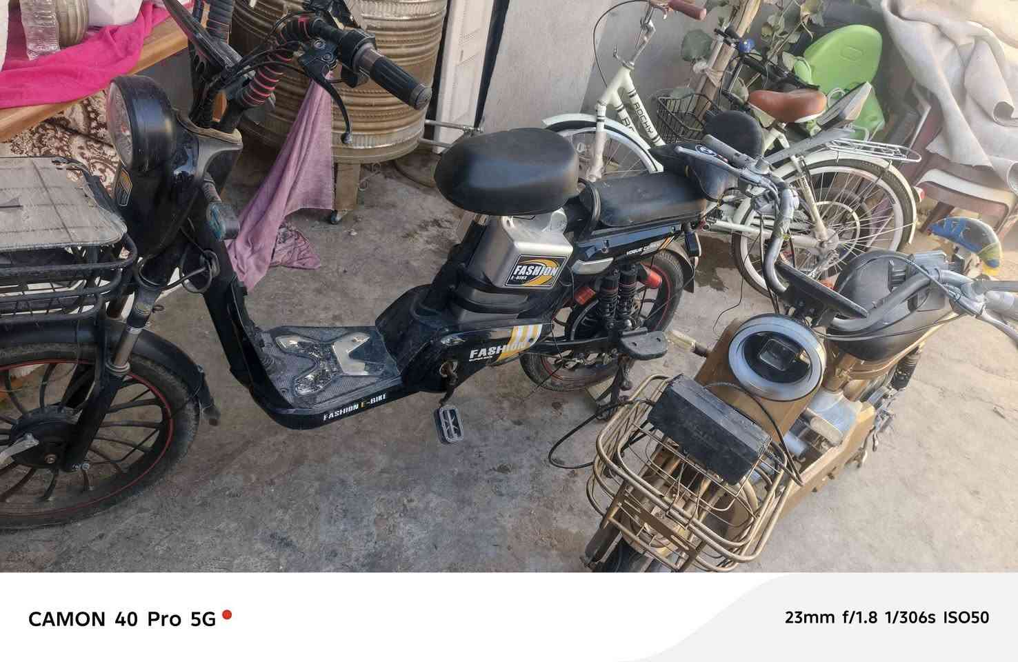 باسكيلات شحن🔋⚡ عطلات ١٥٠ثنينهم


**إذا كنت صاحب هذا الإعلان وتريد حذفه لأي سبب، رجاءا أرسل رسالة إلى الدعم الفني**