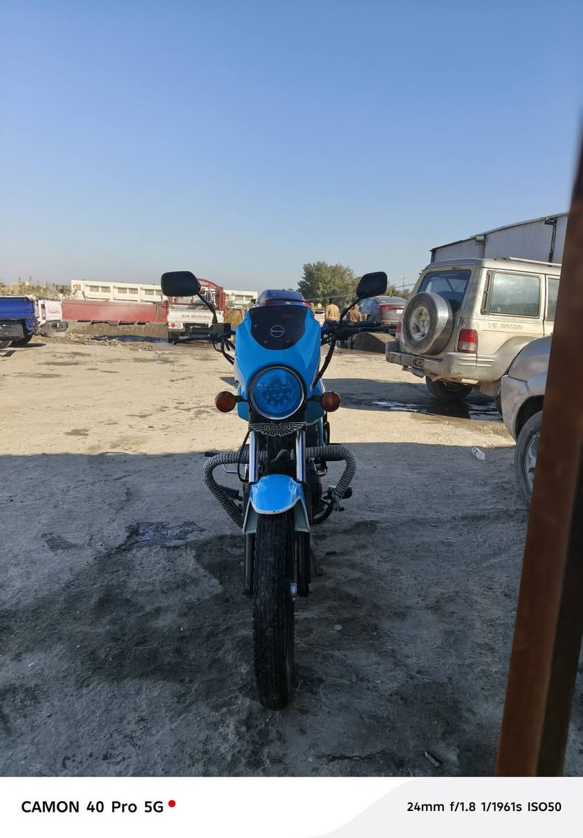 للبيع دايوان موديل 22دخله 23كفاله عامه اوراق سكنر حته وصل معرض موجودسعره 1200محرك 150مانقصه برغي ***********
