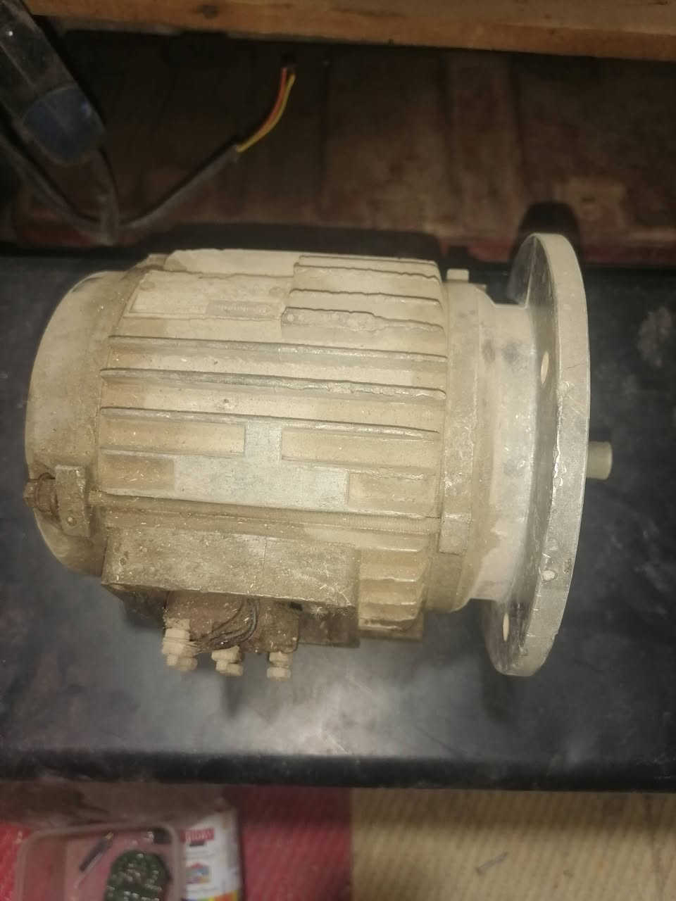 سلام عليكم اخوان متوفر بنكات كلة شغال وعلى ضمان سعر الوحدة ٢٥ ماطورات روسيا قيمهن وتعال اخذهن توصيل ماعدي


**إذا كنت صاحب هذا الإعلان وتريد حذفه لأي سبب، رجاءا أرسل رسالة إلى الدعم الفني**