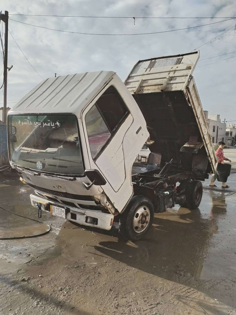 للبيع ازوزه مكفوله من كلشي تخم تاير كهربيات كلهه شغاله قماره دوشمه جديده صدر جديد بدي جديد سياره جاهزه للشغل رقم ديالى الماني تحويل مباشر السعر 58 اتصال ع الرقم ***********
