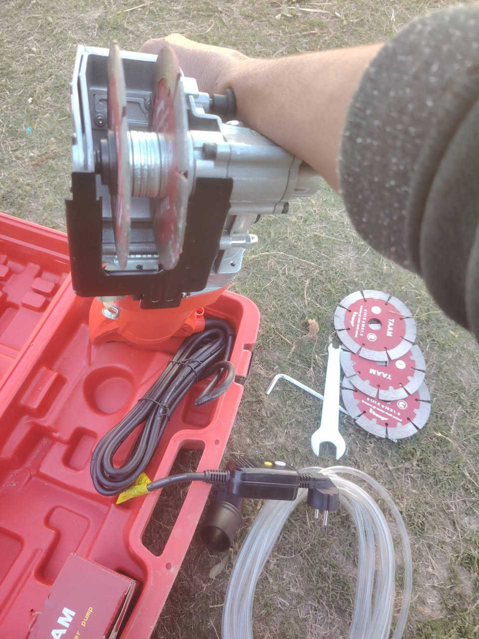 كوسرة تام  متعددة الاقراص٣٠٠واط  للبيع جديد غير مستعمل اصلي


**إذا كنت صاحب هذا الإعلان وتريد حذفه لأي سبب، رجاءا أرسل رسالة إلى الدعم الفني**