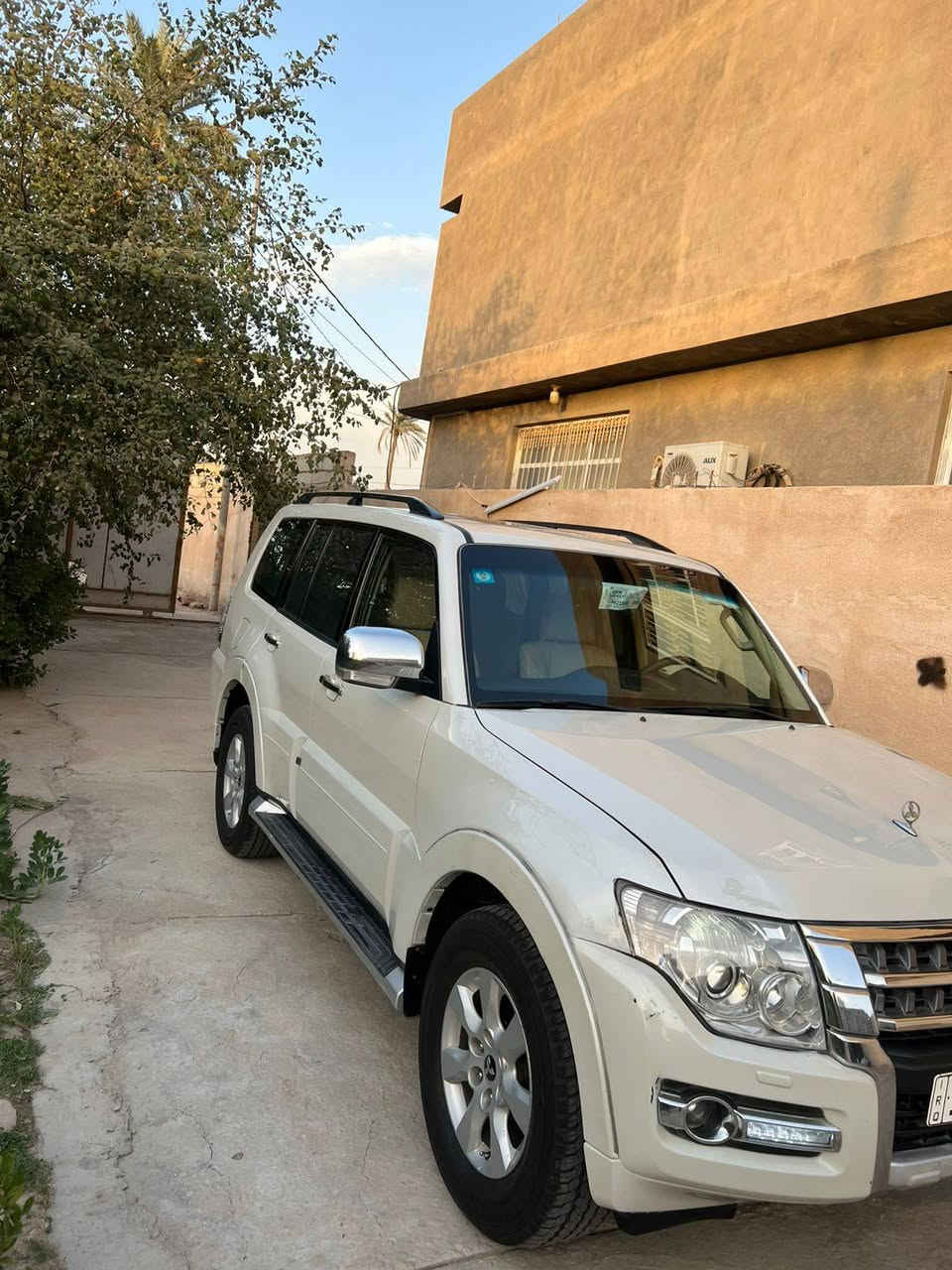 السلام عليكم للبيع باجيرو حبتور موديل 2010 وارد خليجي  مكفوله كفاله عامه من صبغ  مواصفات السياره فول 1/1 حبتور فتحه بلقماره شاشه كبيرة كامرا خلفيه وحساس تحكم ستيرن داخل صاج مكينه 6 سلندر 7 راكب ثلاث قطع تبريد كشنات جلد+ كهربائي يدات نيكل أشاير بلمري مري شفط فور ويل مكينه وكير وحداديه تبريد وتخم تايرات بحاله ممتازه جدا جدا رقم بغداد   سونار مرفق بل منشور
انكليزي تحويل مباشر مكان سياره في كربلاء السعر 140 بيه مجال
*********** كربلاء, العراق
