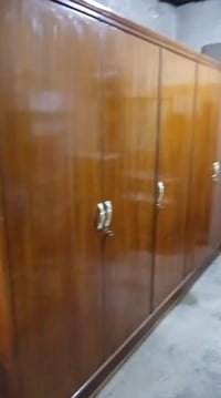 غرفة نوم خمسة ابواب  صاج الظهر جرجوبه شغل تكمه نظيفه جدا الامين الثاني...