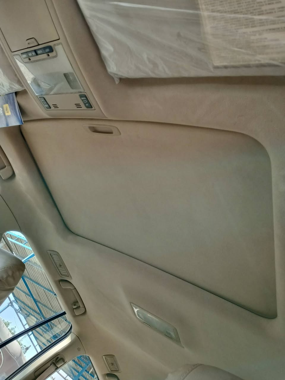 تويوتا لاندكروزر موديل 2011 ستينيه سونار واضح صبغ بنيد اثر جراد 
وباقي تكحيل 
 ماشيه 200الف حقيقي السعر 31 ونص بيه محل العنوان الدوره ابو دشير 
***********
