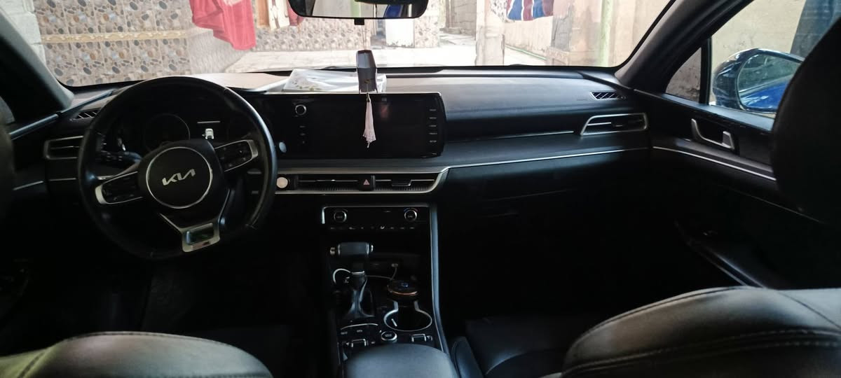 سلام عليكم كي5 موديل22 ماشيه 50 لسياره مكفوله تقرير امطار لسياره فول جيتي مزوعه معوقين بصره لسياره جديد كلش 173بيه مجال بصيط هاذه رقم راعيها ***********
