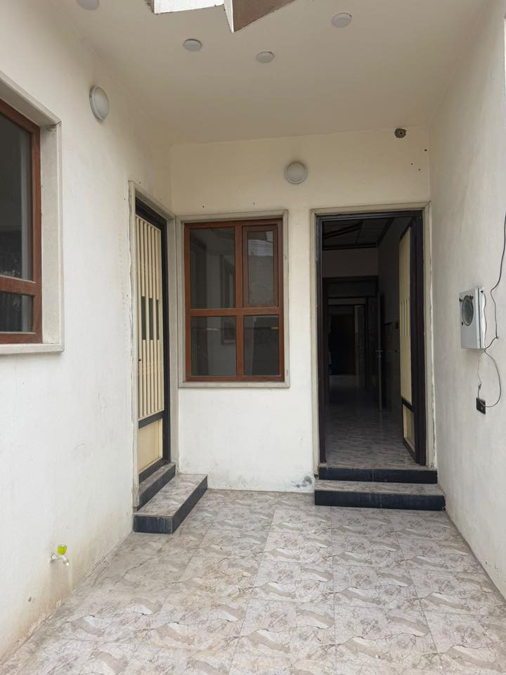 دار للللايجار للإيجار للإيجار لللايجار للللايجار لللايجار للللايجار
بيت في  حي الميثاق 110م طابقين البيت درجة اولى  جديدة وحديثه فول موصفات 100% بيت تصميم تركي البيت درجة اولى للسعر ٤٢٥  الف بي مجال   يم مدرسة الوحدة قرب المدرسه الصينية  ——-***********________
***********///////////////***********//
