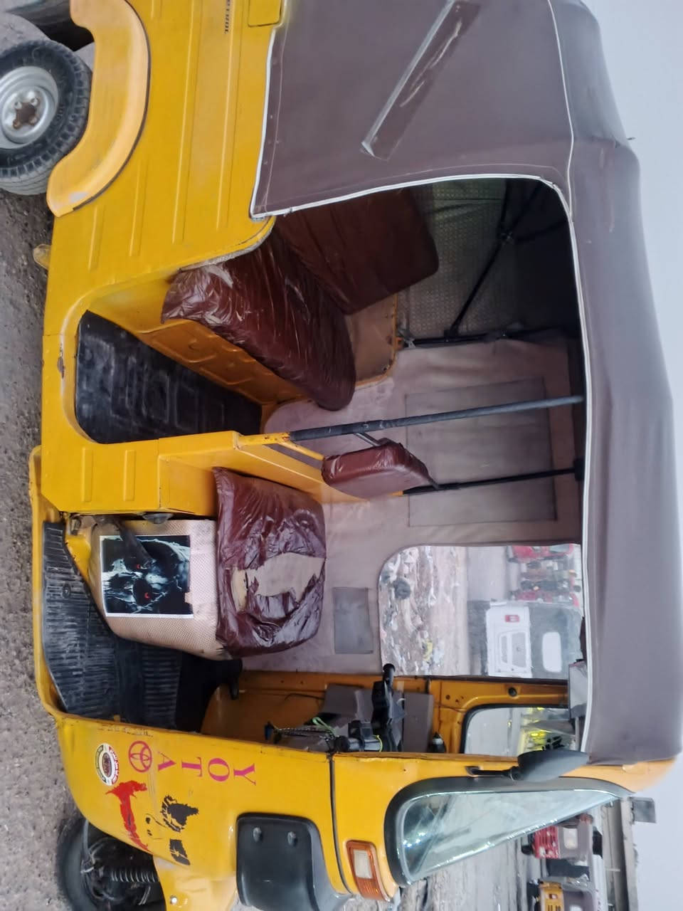 سلام عليكم تكتك موديل 18 شهر 10 تكتك مكفوله ما عده دوس. معمره تكتك جهزه كبل الشارع ما. كهربائي شغله رقم وسنوبه تحويل ثاني يوم السعر 5500 وبيه مجال حك جيه المكان حي طارق الوصط وهاذ رقم ***********
