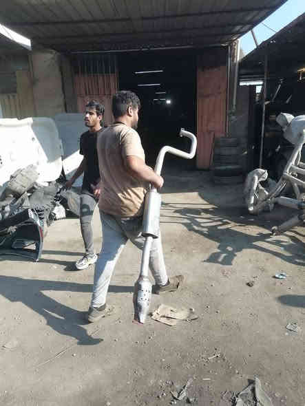 السلام عليكم متوفرقطع غيار السيارات جارحرجالنحر كربلاء حي الصناعي ***********
