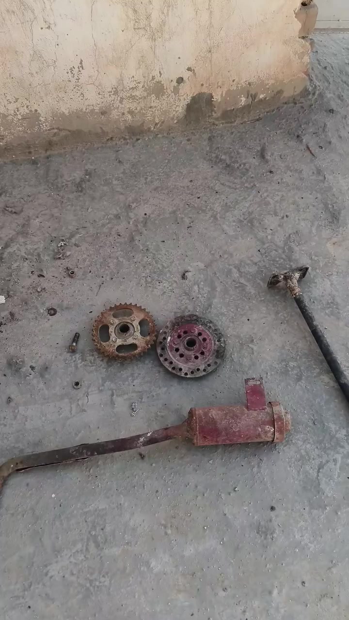 سلام عليكم غراص رباعيات للبيع اسعار خاص اغراض اصليه تفصيخ توصيل موجود كل المحفضات مكاني المتحتيه الحمزه الغربي *********** رقمي لتواصل خاص مفتوح
