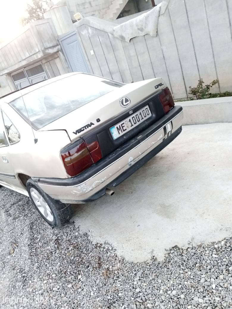 ئە وگوڵە بۆفرۆشتن  ئۆپڵ مۆدیل 93 گیر مکینە بە شە تی فیتە کارە بای گشت گیان بە شرت  چرپە ی تایانییە ماشاء اللە  سە یە یارە کە زۆر خاوینە  مکینە 16قایش پان سڵایتە قفڵ مە رکە زییە سە یارە کە حلوجە ساخە مووسوو براوە نییە  ژمارە مووبایل *********** بشدار, السليمانية
