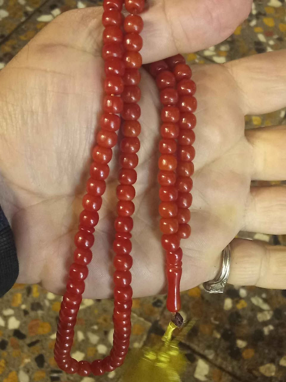 سبحه سندولس قلم الماني جراخه باكستان قديم 101حبه.ناعمه شرط ريحه عطاب فؤل سعر15الف.
مكاني بغداد دوره يوجد توصيل جميع محافظات العراق ٥الاف بغداد, العراق


**إذا كنت صاحب هذا الإعلان وتريد حذفه لأي سبب، رجاءا أرسل رسالة إلى الدعم الفني**