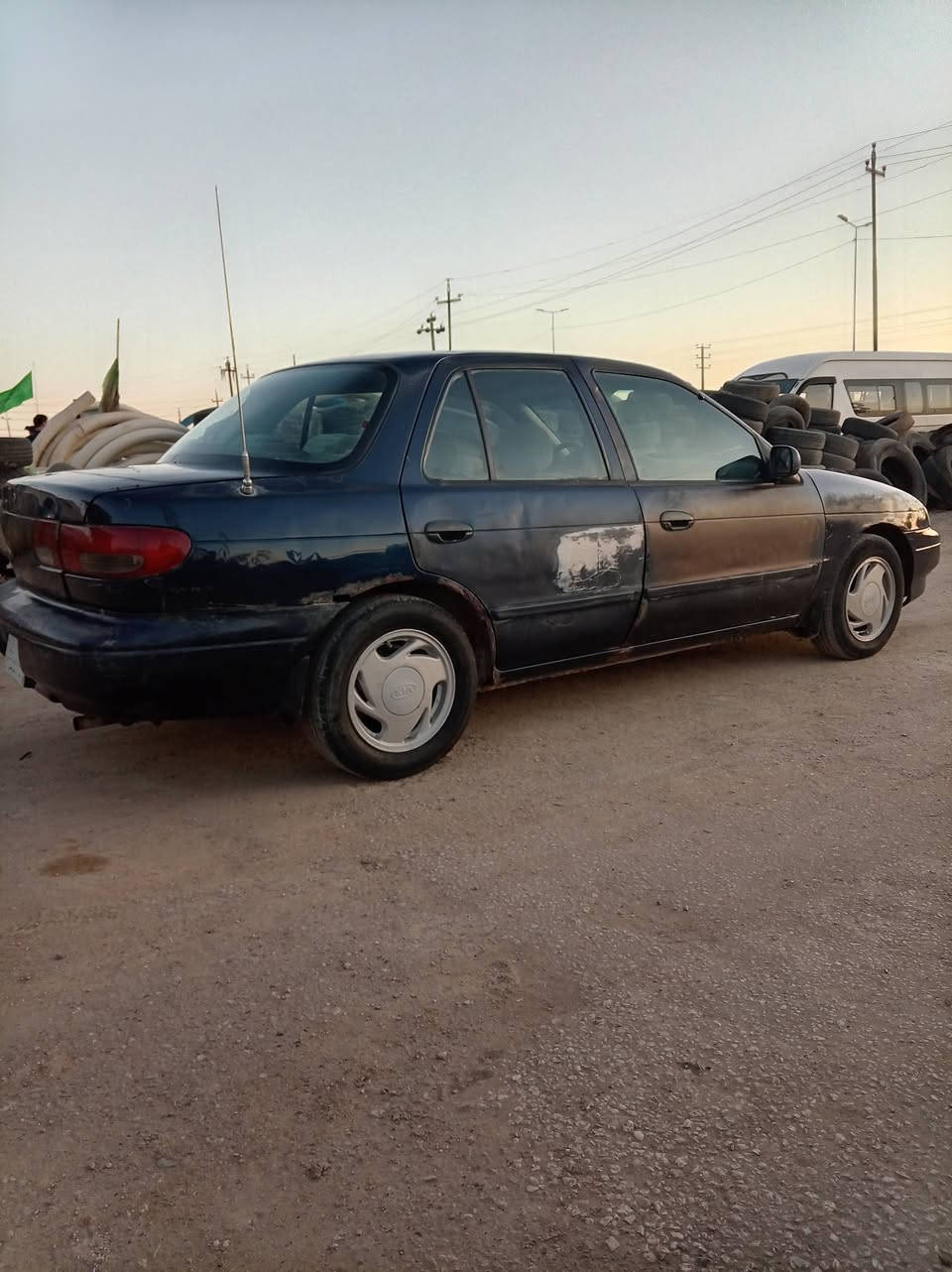 السلام عليكم للبيع كيا سيفيا موديل96 كير عادي رقم بغداد مكينه مسكر كهربائيات شغاله السيارة حلوه مال جناي المكان بابل مشروع المسيب  طريق حله بغداد  اللاستفسار علئ الرقم ***********📞📞📞
