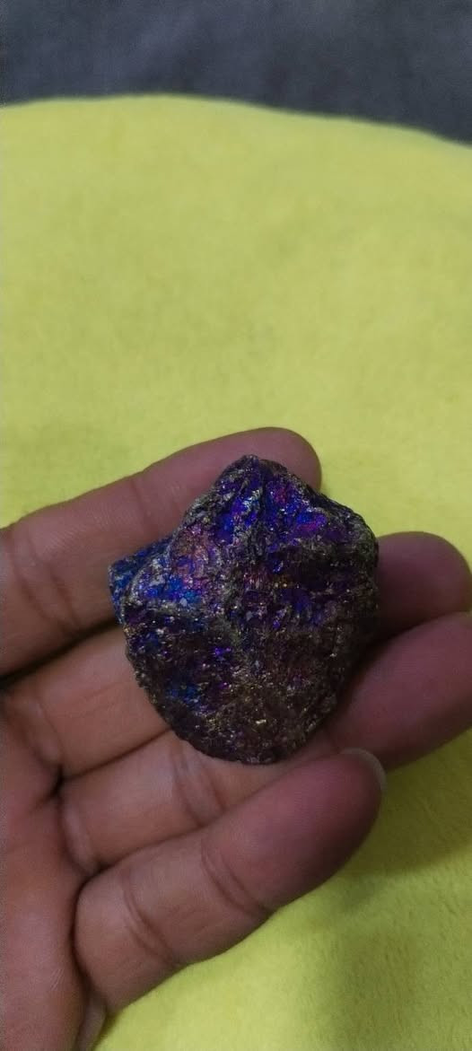 احجار خام للبيع الي يريدهن يراسلني واتساب فقط مراسله على هاذه الرقم ***********
