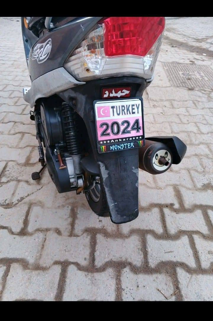 سلام عليكم دراجه ماكس قجمه للبيع دراجه مكفوله كفاله عامه بس الكفرات مبدلات سعر 900 وبيه مجال مكان البصره الهوير مكلف بل نشر هاذ رقم صاحب الدراجه ***********
