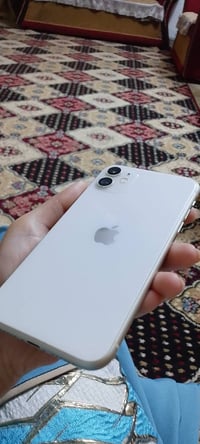 ايفون 11 مستعمل نضيف جدا بطارية 93 مكفول من كلشي تريد تفحصه وتجيني كل ...