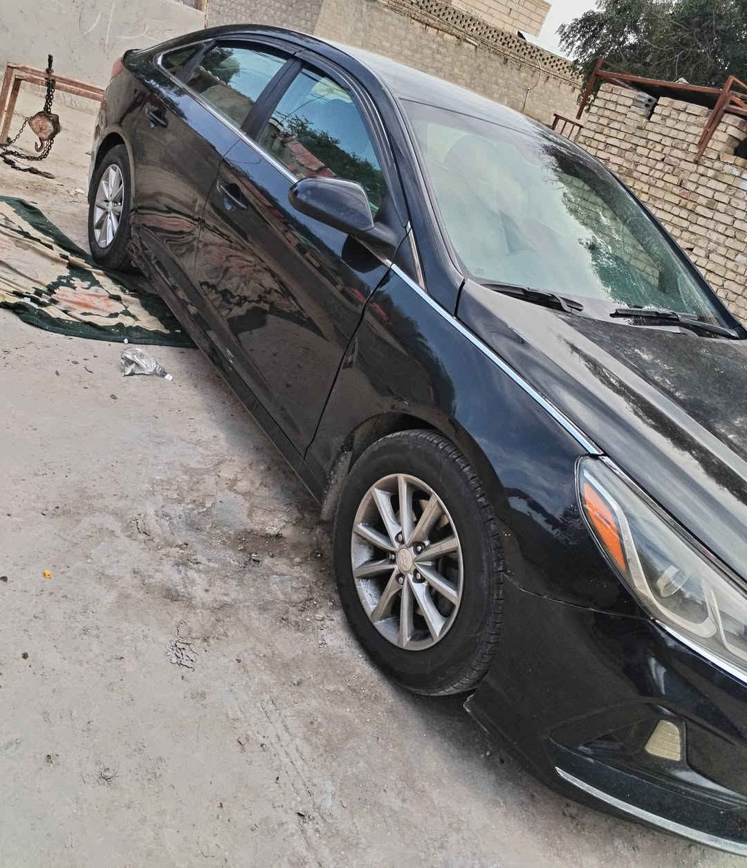 سوناتا 2018 أمريكي مكينه 2400 حادثها خشم الجاملغ الايسر بدون دواخل سنويه لل 2030 السياره جديده وجاهزه تخم تاير جديد حداديه جديده  السعر 125 ***********
