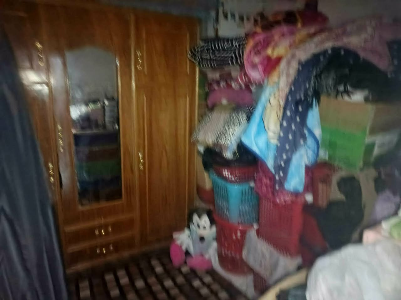 او واتساب اتصل أو خاص لطفا بلا زحمة لا ترسلوا على فيسبوك
***********
مشتمل للبيع م 52.5م نزال 10.5م واجه 5م موقع كم ارمن قرب تانكي باب الشرجي فرغ نظيف جدا سعر مناسب طابو صرف تفيد عائله صغيره لاتصال على رقم ***********

