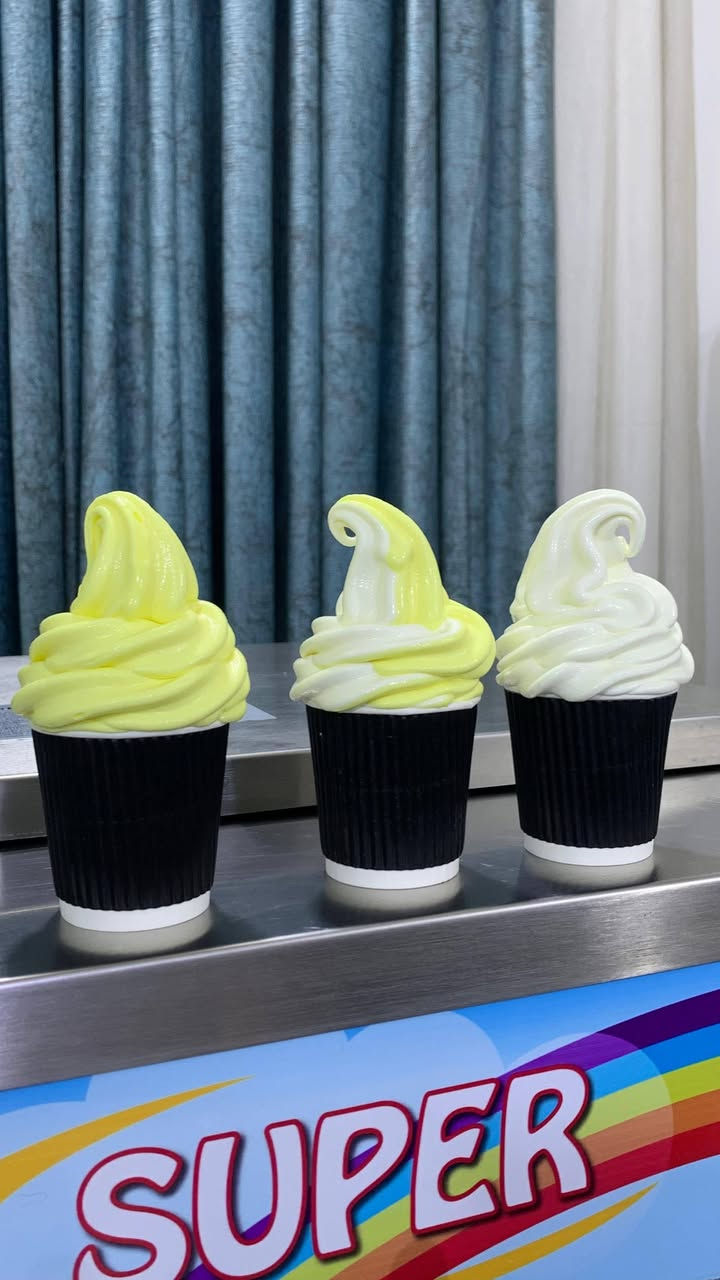 سوفت ايسكريم سوبر 
الميلاد
دبل كمبيسر 
نظافه 95% 
***********
